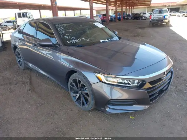 1HGCV1F16KA174674 2019 HONDA ACCORD - Image 1