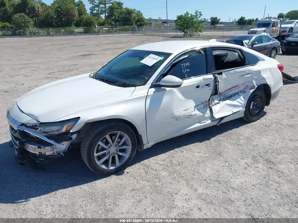 1HGCV1F16NA008238 2022 HONDA ACCORD - Image 2