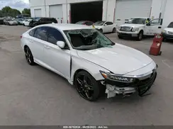 1HGCV1F17JA000823 2018 HONDA ACCORD