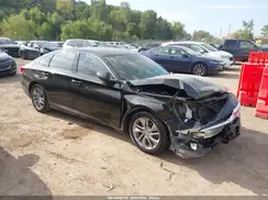 1HGCV1F17JA008341 2018 HONDA ACCORD