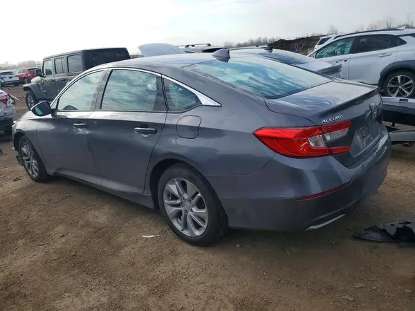 1HGCV1F17JA015547 2018 HONDA ACCORD - Image 2