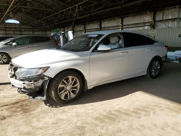 1HGCV1F17JA018433 2018 HONDA ACCORD - Image 1