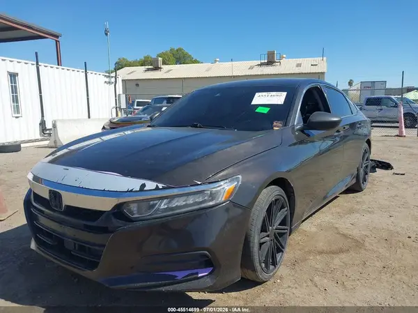 1HGCV1F17JA022661 2018 HONDA ACCORD - Image 2