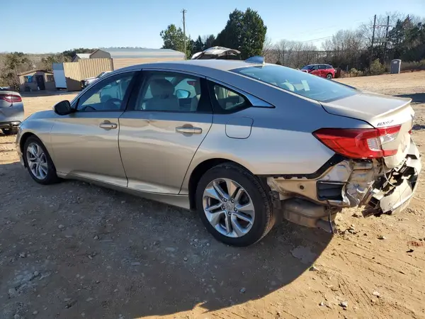 1HGCV1F17JA028072 2018 HONDA ACCORD - Image 2