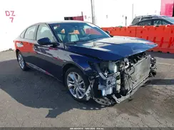 1HGCV1F17JA028914 2018 HONDA ACCORD