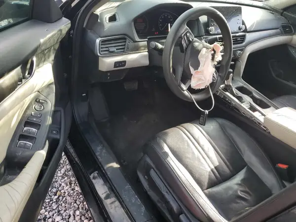 1HGCV1F17JA033322 2018 HONDA ACCORD - Image 8