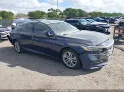 1HGCV1F17JA041923 2018 HONDA ACCORD