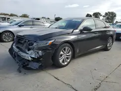 1HGCV1F17JA045924 2018 HONDA ACCORD