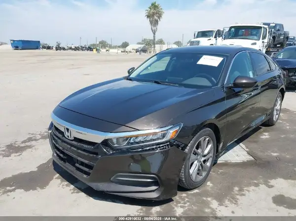 1HGCV1F17JA046023 2018 HONDA ACCORD - Image 2