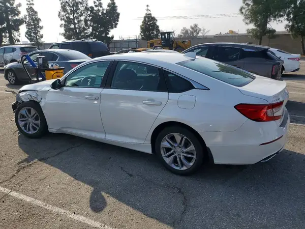 1HGCV1F17JA051304 2018 HONDA ACCORD - Image 2