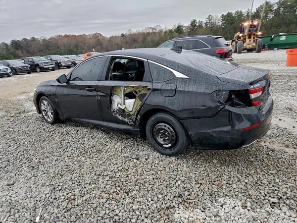 1HGCV1F17JA058320 2018 HONDA ACCORD - Image 2