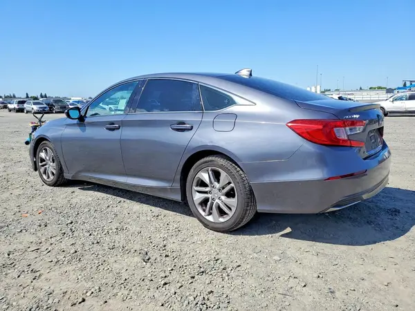 1HGCV1F17JA061542 2018 HONDA ACCORD - Image 2