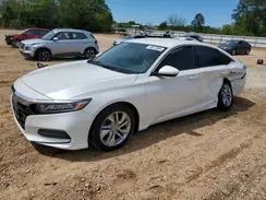 1HGCV1F17JA062867 2018 HONDA ACCORD
