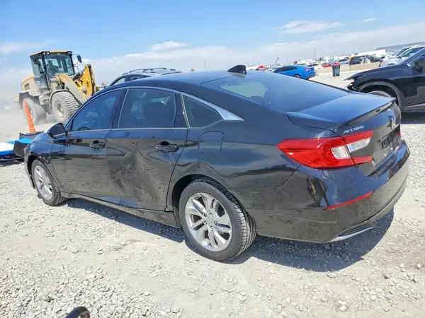 1HGCV1F17JA066692 2018 HONDA ACCORD - Image 2