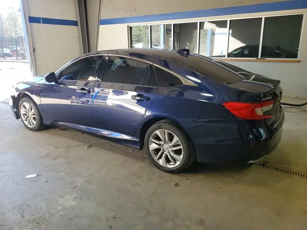 1HGCV1F17JA069348 2018 HONDA ACCORD - Image 2
