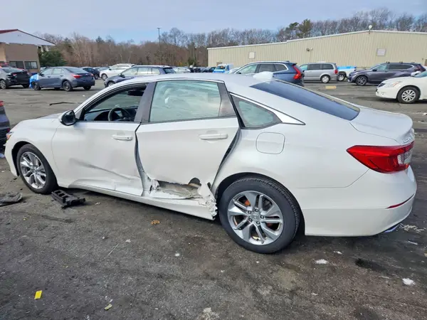 1HGCV1F17JA080799 2018 HONDA ACCORD - Image 2