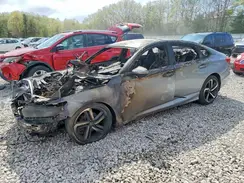 1HGCV1F17JA085646 2018 HONDA ACCORD