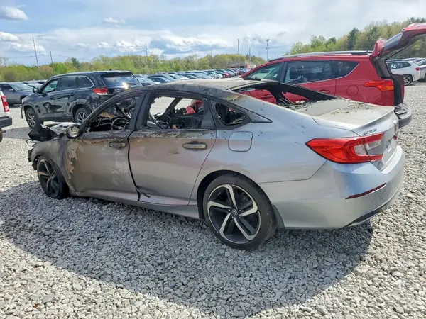 1HGCV1F17JA085646 2018 HONDA ACCORD - Image 2