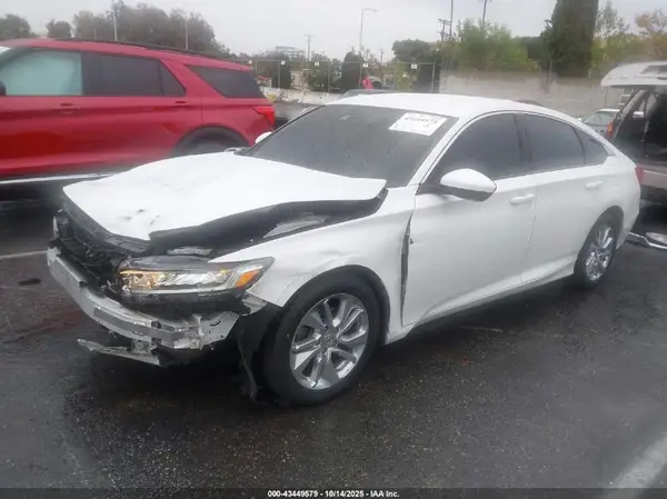 1HGCV1F17JA091463 2018 HONDA ACCORD - Image 2