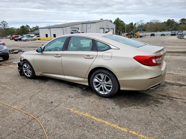 1HGCV1F17JA096839 2018 HONDA ACCORD - Image 2