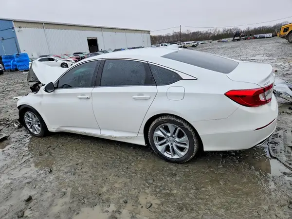 1HGCV1F17JA115955 2018 HONDA ACCORD - Image 2