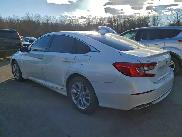 1HGCV1F17JA121349 2018 HONDA ACCORD - Image 2