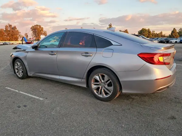 1HGCV1F17JA123750 2018 HONDA ACCORD - Image 2