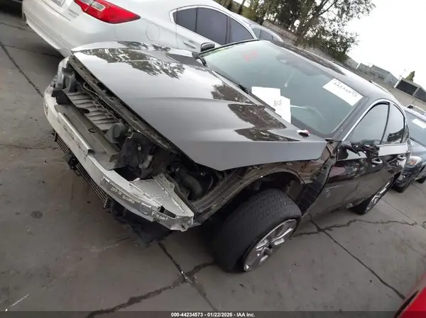 1HGCV1F17JA136434 2018 HONDA ACCORD - Image 2