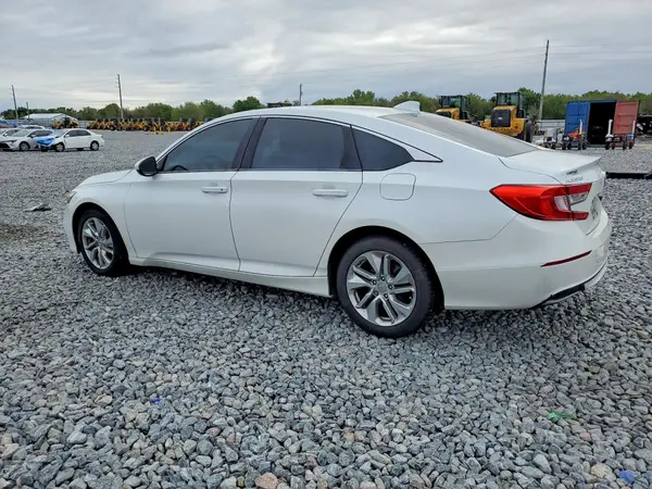 1HGCV1F17JA136840 2018 HONDA ACCORD - Image 2
