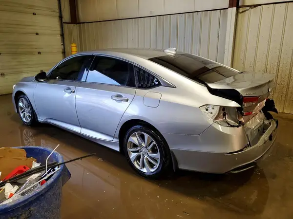 1HGCV1F17JA141391 2018 HONDA ACCORD - Image 2