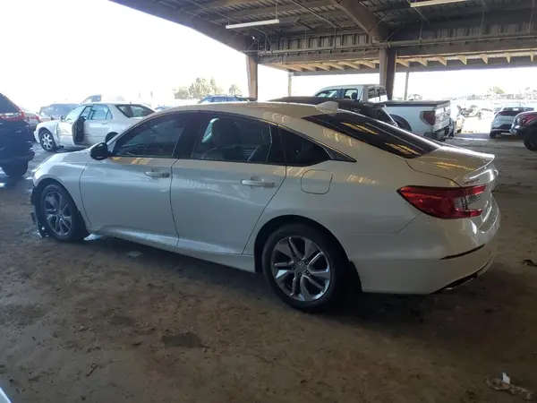 1HGCV1F17JA156621 2018 HONDA ACCORD - Image 2
