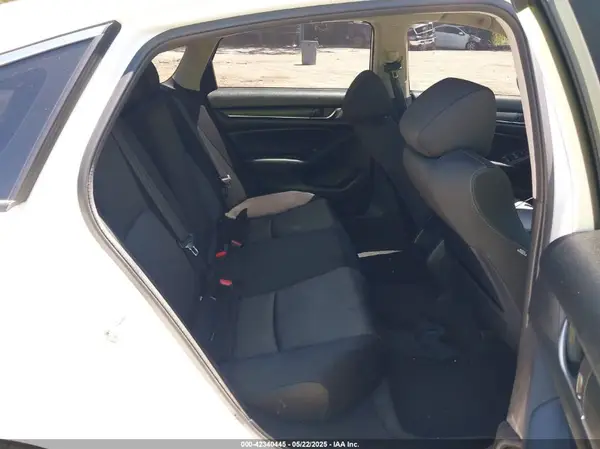 1HGCV1F17JA157414 2018 HONDA ACCORD - Image 8