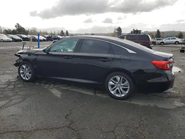 1HGCV1F17JA161303 2018 HONDA ACCORD - Image 2