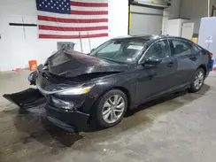1HGCV1F17JA164198 2018 HONDA ACCORD