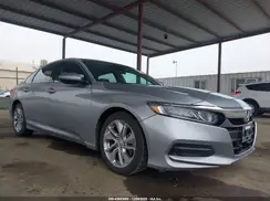 1HGCV1F17JA165917 2018 HONDA ACCORD