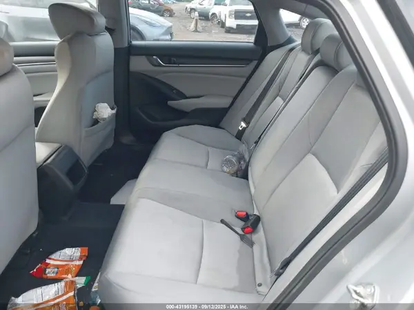 1HGCV1F17JA165934 2018 HONDA ACCORD - Image 8