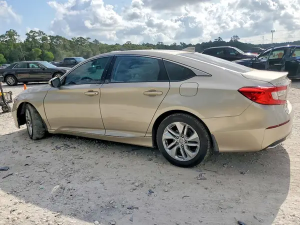 1HGCV1F17JA179817 2018 HONDA ACCORD - Image 2