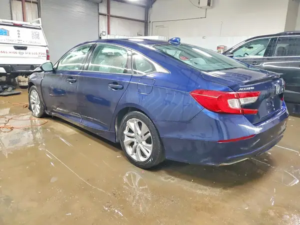 1HGCV1F17JA190140 2018 HONDA ACCORD - Image 2
