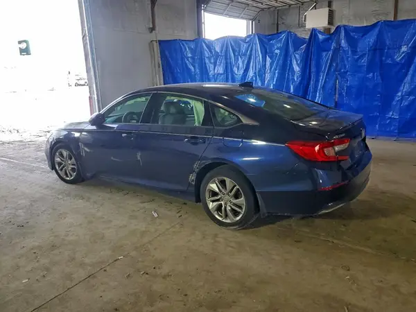 1HGCV1F17JA194074 2018 HONDA ACCORD - Image 2