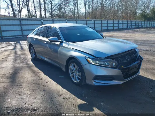 1HGCV1F17JA194821 2018 HONDA ACCORD - Image 1