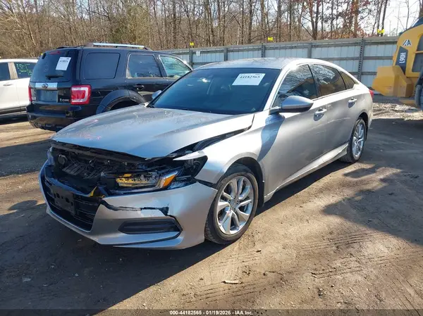 1HGCV1F17JA194821 2018 HONDA ACCORD - Image 2