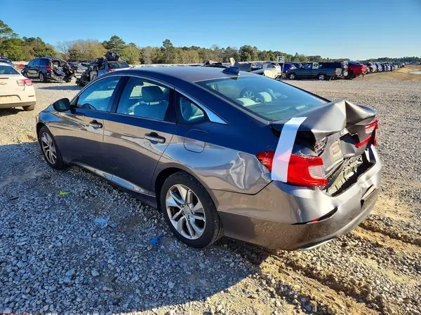 1HGCV1F17JA196357 2018 HONDA ACCORD - Image 2