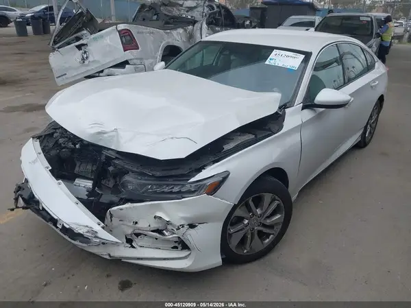 1HGCV1F17JA205297 2018 HONDA ACCORD - Image 2