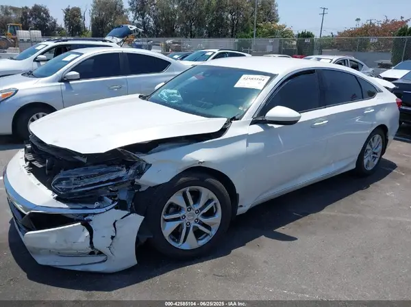 1HGCV1F17JA225002 2018 HONDA ACCORD - Image 2
