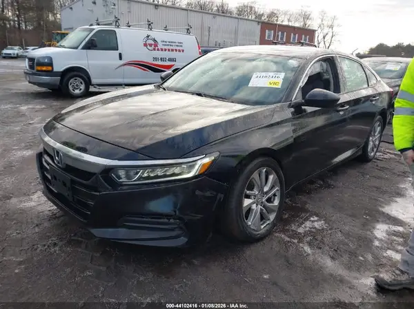 1HGCV1F17JA238283 2018 HONDA ACCORD - Image 2