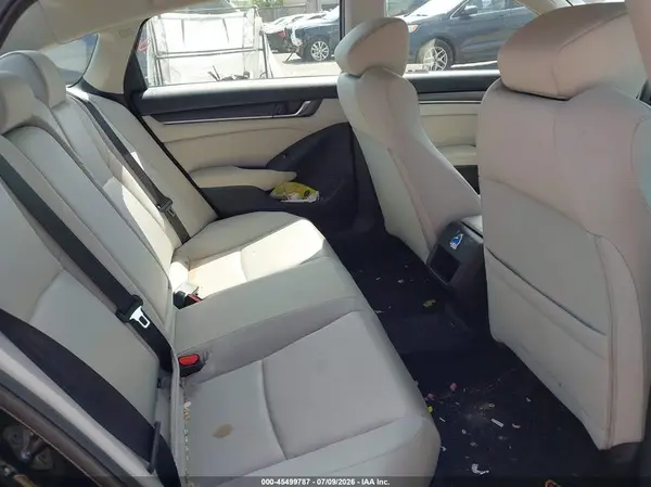 1HGCV1F17JA239479 2018 HONDA ACCORD - Image 8