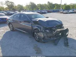 1HGCV1F17JA240468 2018 HONDA ACCORD