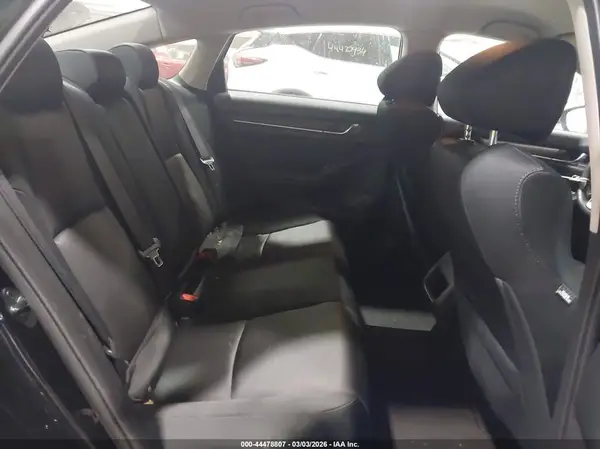 1HGCV1F17JA241281 2018 HONDA ACCORD - Image 8