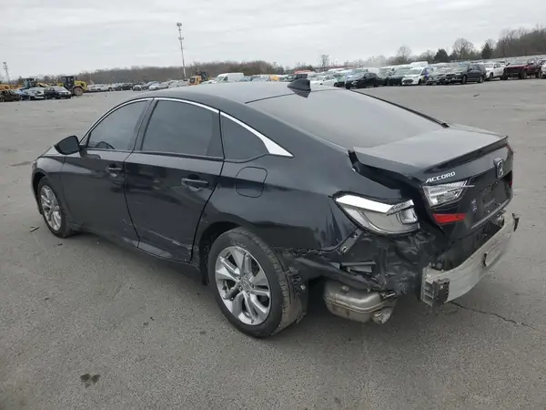 1HGCV1F17JA244360 2018 HONDA ACCORD - Image 2
