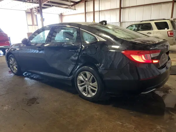 1HGCV1F17JA247744 2018 HONDA ACCORD - Image 2